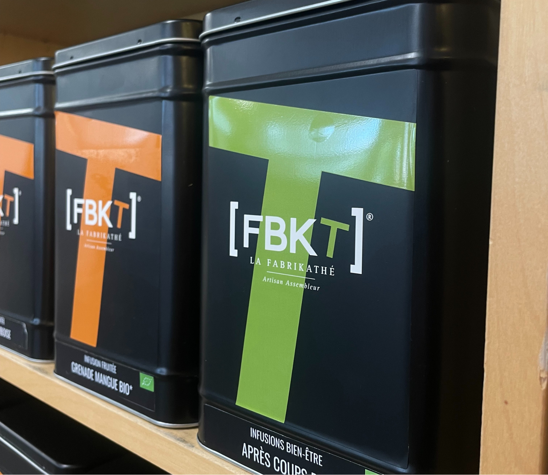 boite de thé en vrac de la marque FBKT